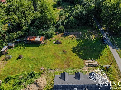 Prodej  stavebního pozemku 1 317 m²