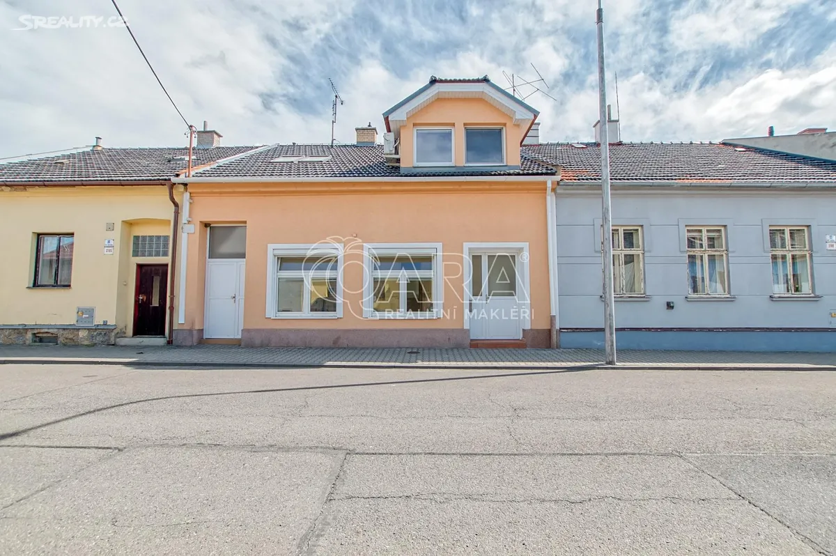 Prodej rodinného domu 150 m², pozemek 293 m² – další
