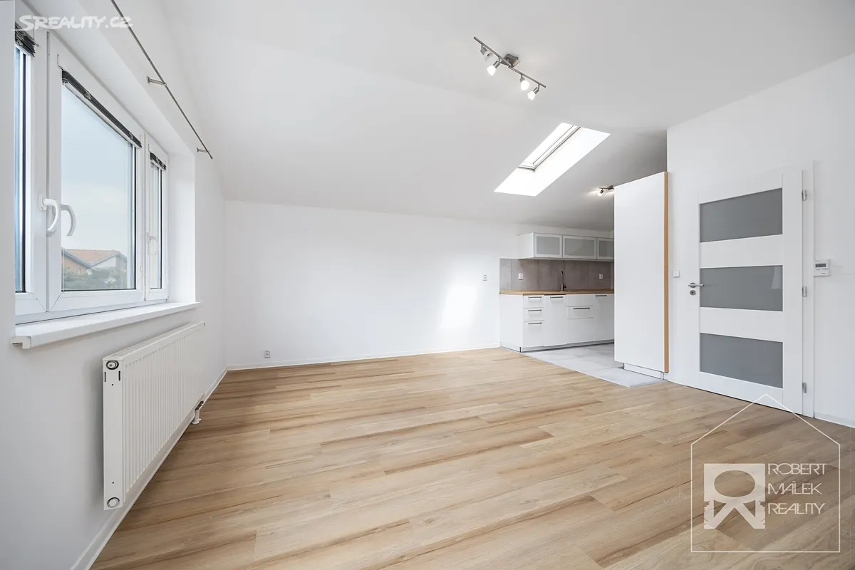 Prodej bytu 2+kk 50 m² – pohled 4