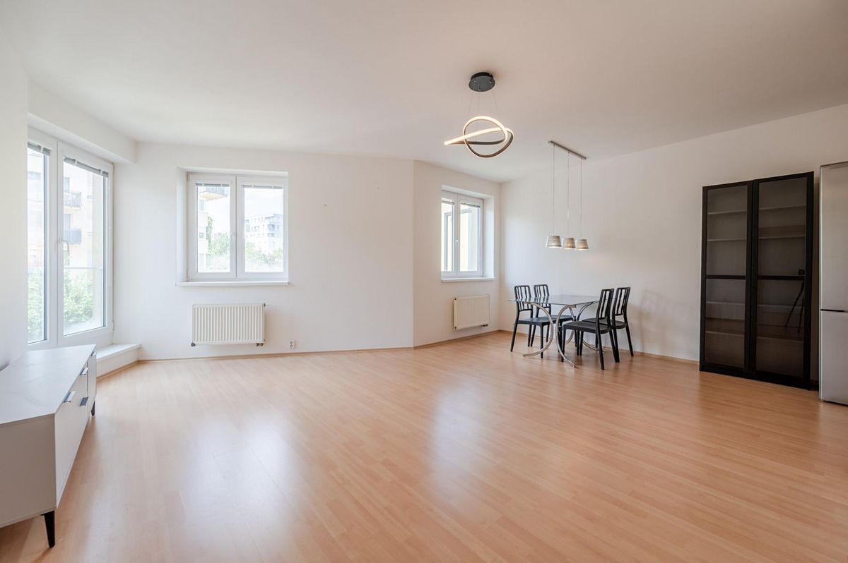 Pronájem bytu 2+kk 55 m²
