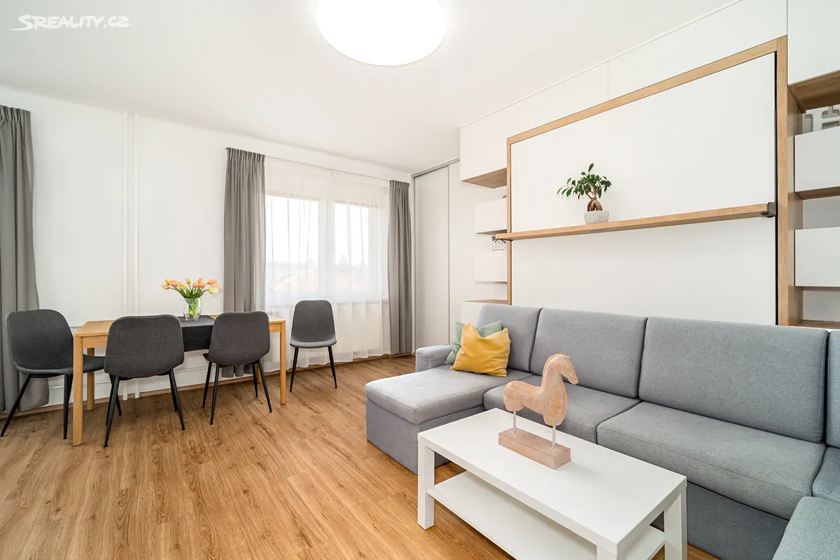 Prodej bytu 2+kk 56 m² – pohled 5