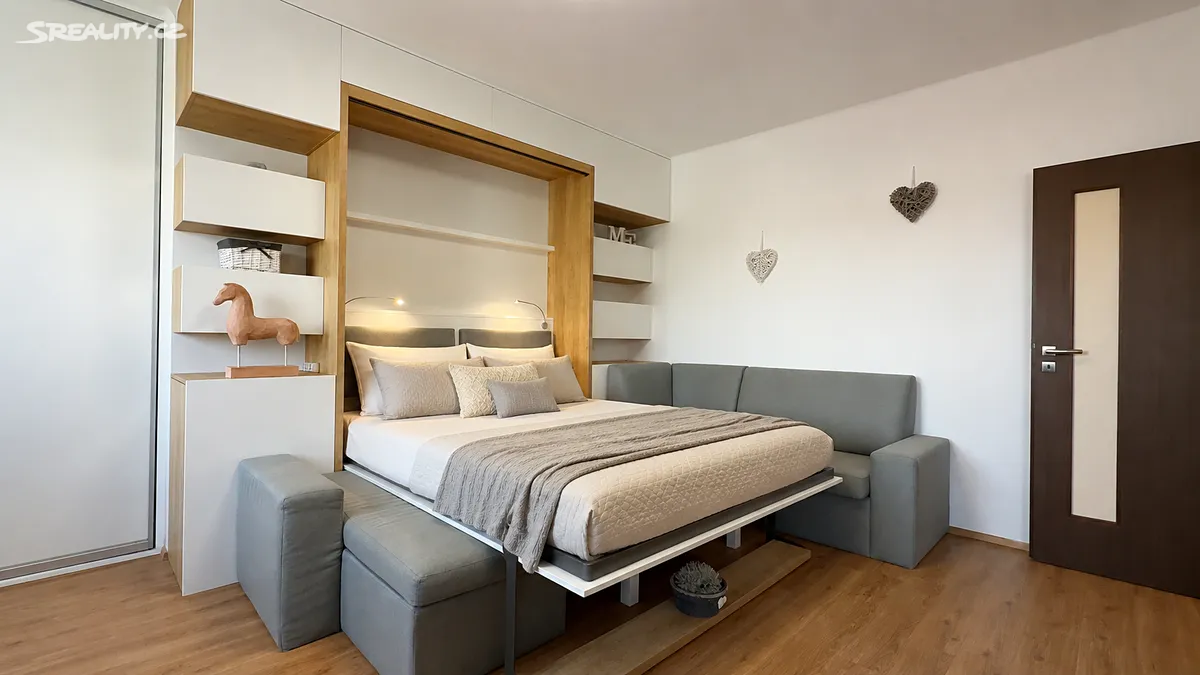 Prodej bytu 2+kk 56 m² – pohled 3