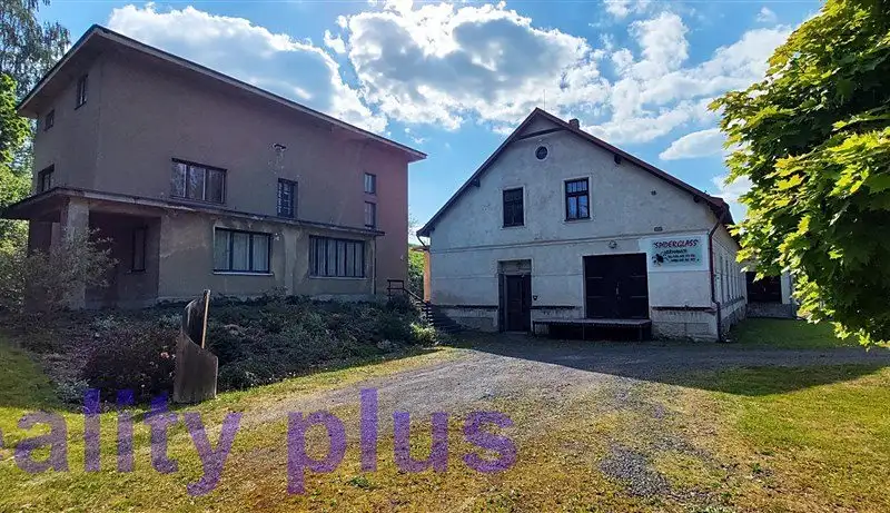 Prodej rodinného domu 250 m², pozemek 3692 m², Heřmanice – náhled fotky 1