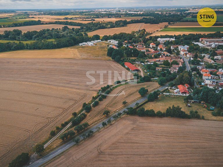 Prodej stavebního pozemku 1740 m² – fotografie 3