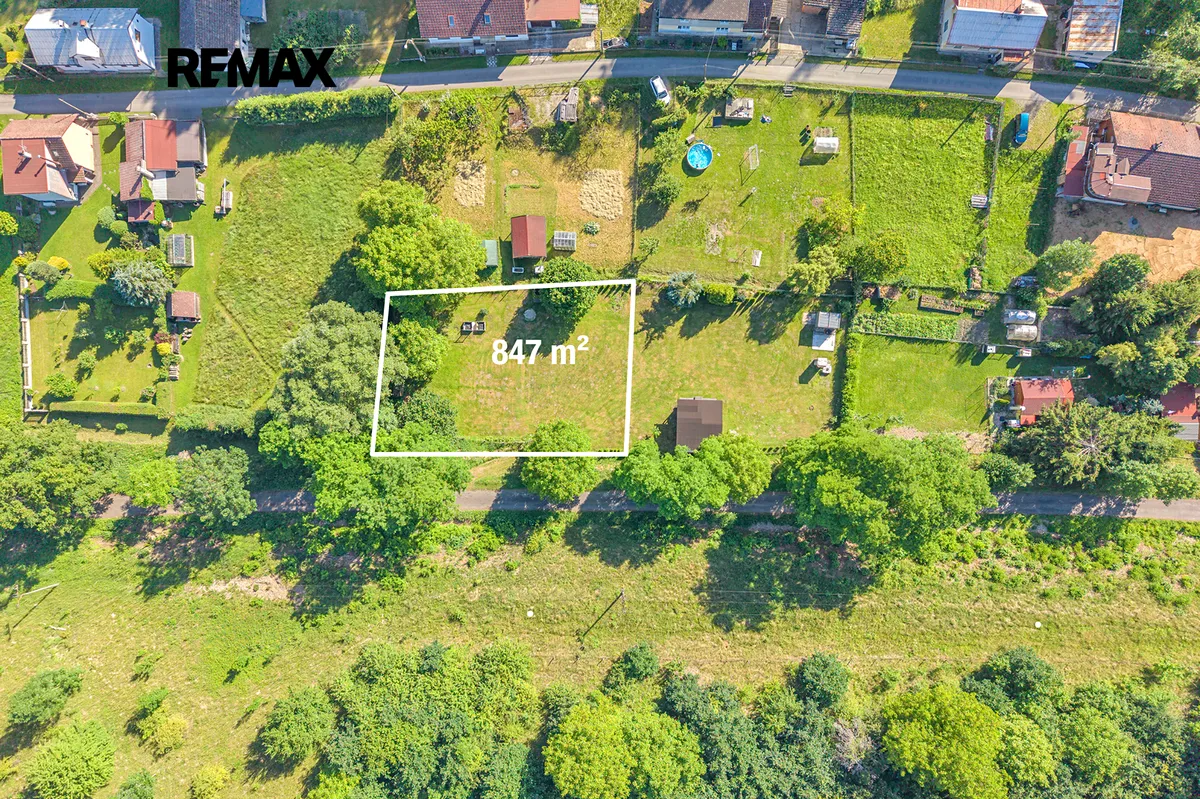 Prodej stavebního pozemku 847 m²