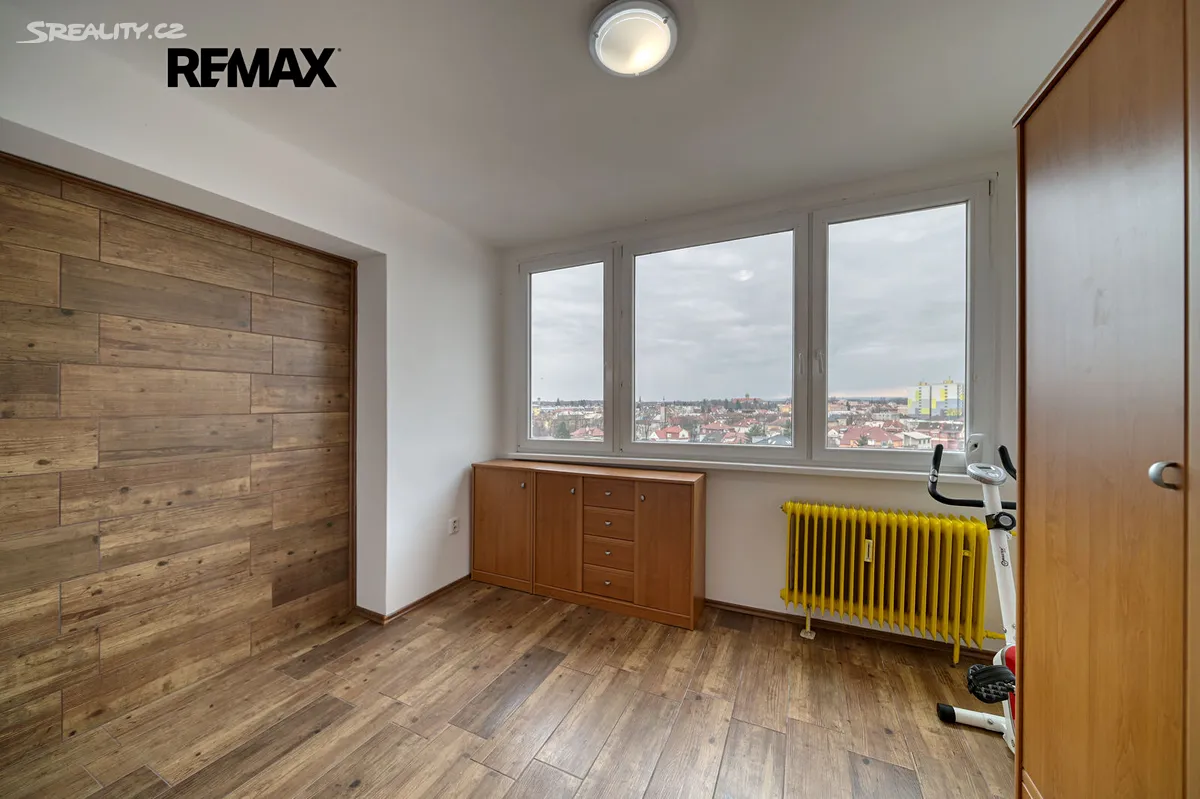 Pronájem bytu 3+1 58 m² – pohled 6