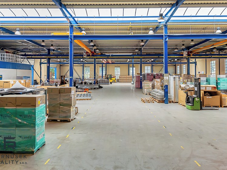 Pronájem komerčního prostoru, 6 941 m² (11 z 29)