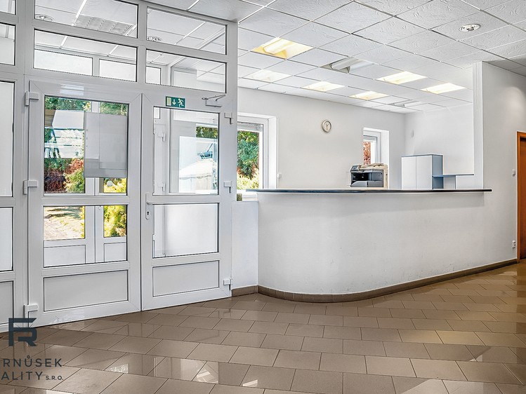 Pronájem komerčního prostoru, 6 941 m² (27 z 29)