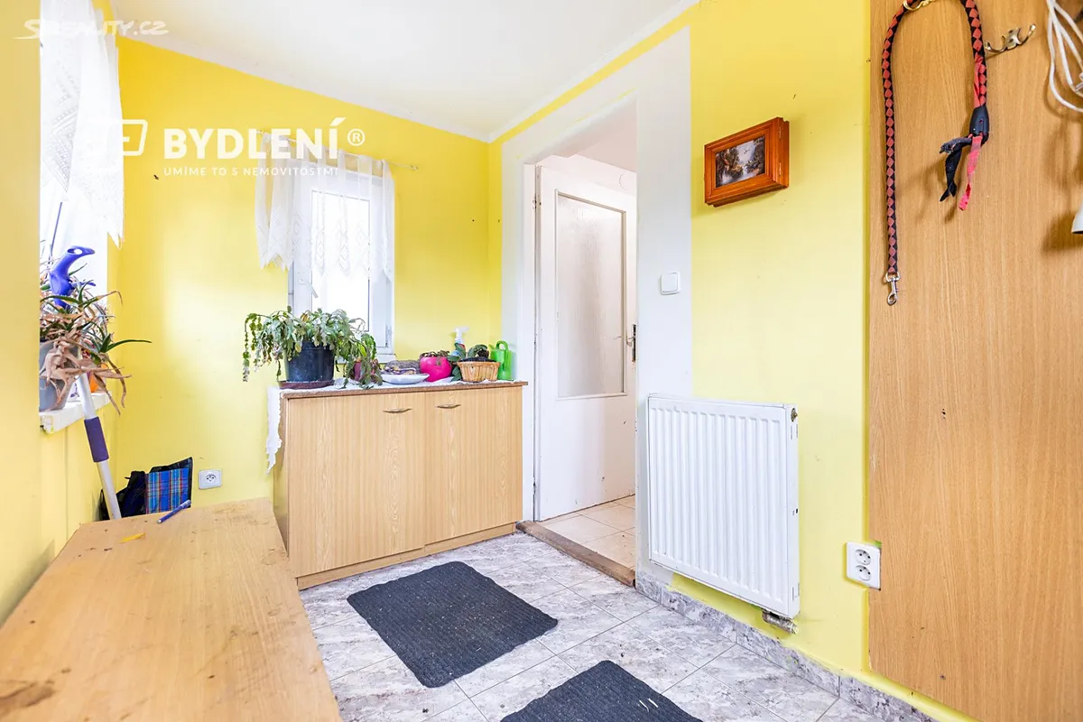 Prodej rodinného domu 150 m², pozemek 1243 m² – další