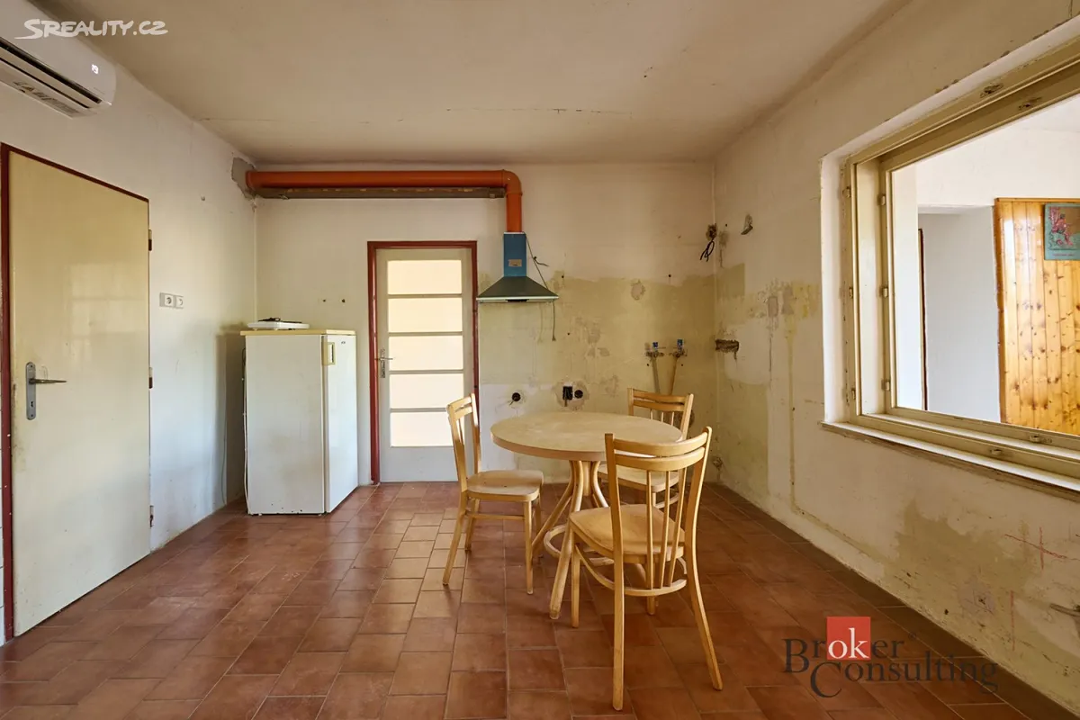 Prodej rodinného domu 80 m², pozemek 699 m² – pohled 4