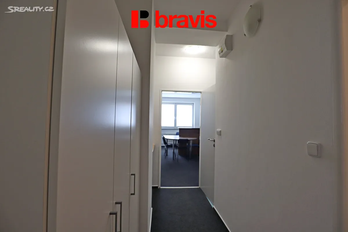 Pronájem kanceláře 25 m² – pohled 6