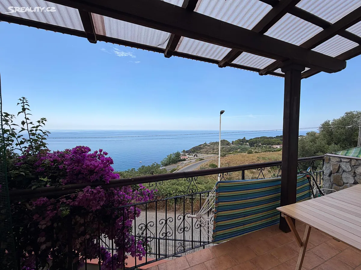 Prodej vily 145 m², pozemek 75 m², Scalea