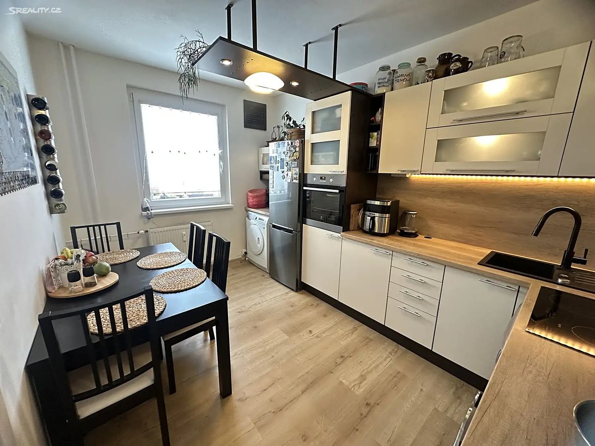 Pronájem bytu 3+1 59 m²