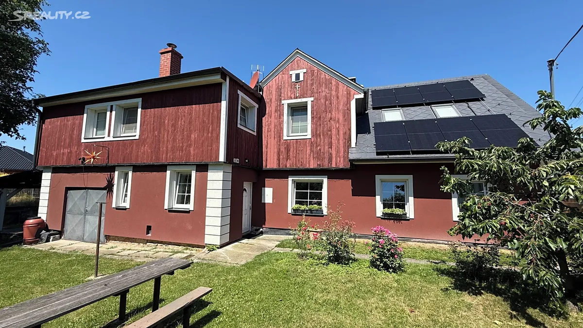 Prodej rodinného domu 220 m², pozemek 912 m², Guntramovice