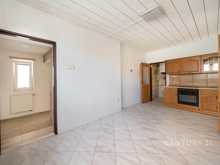 Комерційне приміщення на продаж, 113 м² (14 з 38)