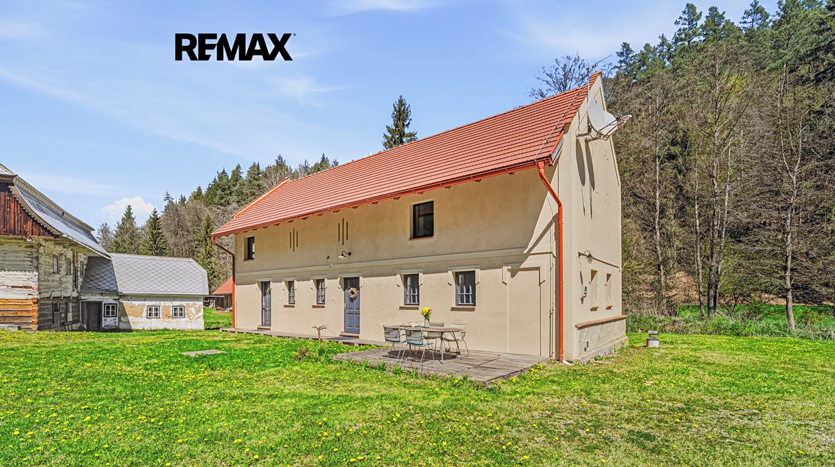 Prodej vícegeneračního domu 563 m², pozemek 73897 m² – fotografie 5