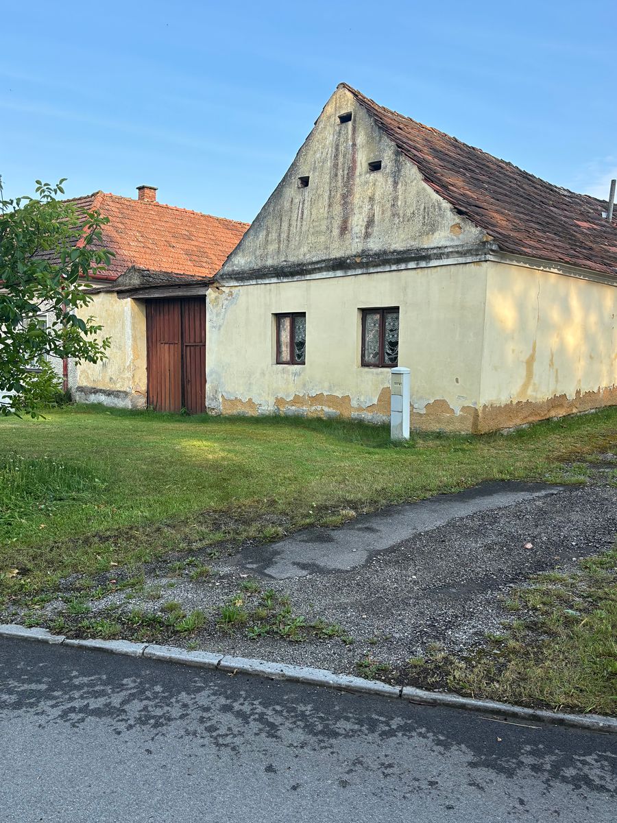 Prodej rodinného domu 190 m², pozemek 365 m² – fotografie 2