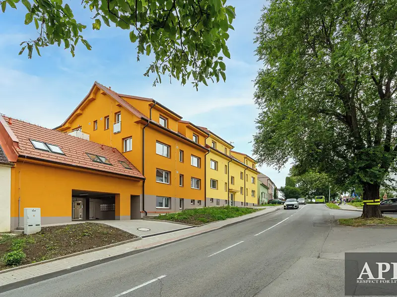 Pronájem bytu 2+kk 48 m², Uherský Brod – náhled fotky 1