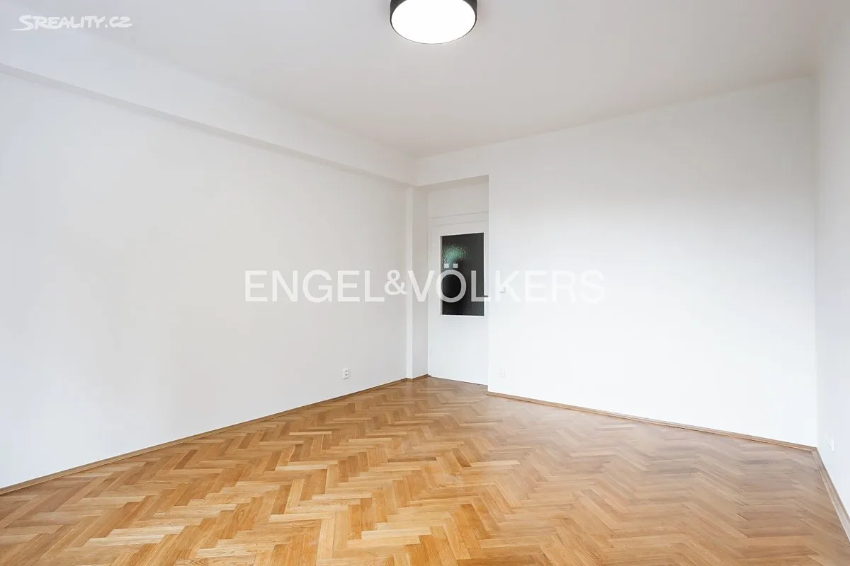 Pronájem bytu 3+kk 82 m² – pohled 4