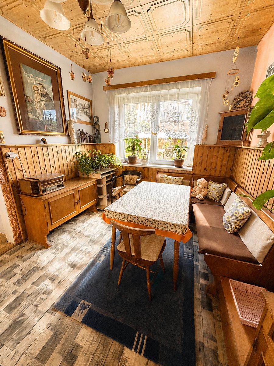 Prodej rodinného domu 170 m², pozemek 784 m² – fotografie 3