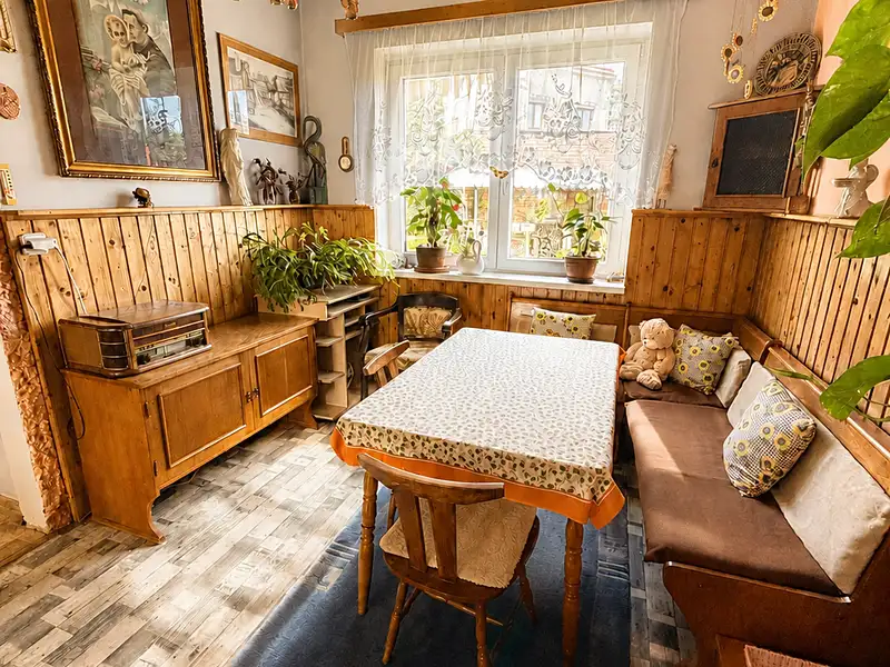 Prodej rodinného domu 170 m², pozemek 784 m², Jablonec nad Nisou – náhled fotky 3