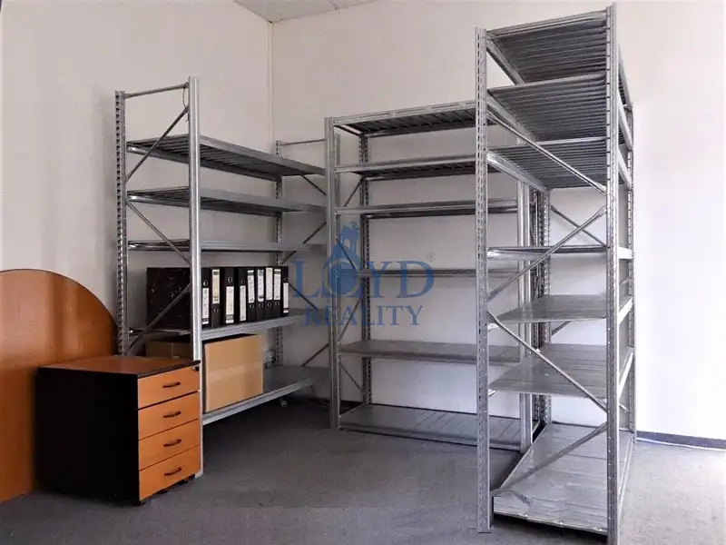 Pronájem kanceláře 47 m², Karlovy Vary – náhled fotky 3
