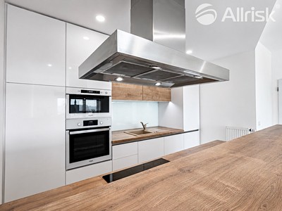 Pronájem bytu 3+kk 90 m²
