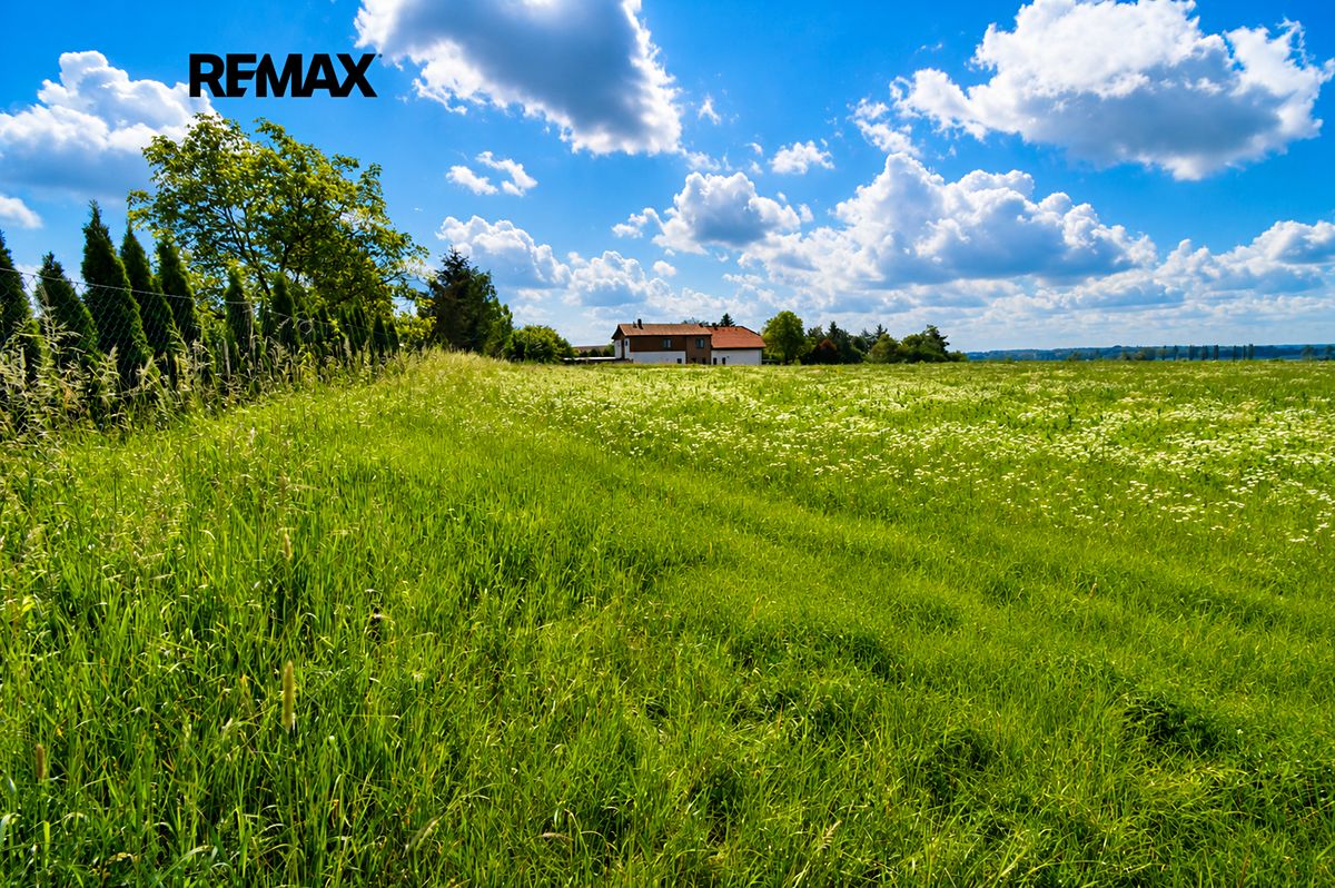 Prodej stavebního pozemku 4580 m² – fotografie 2
