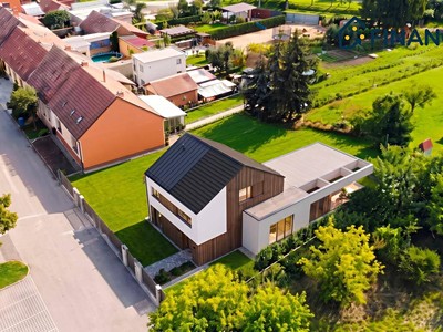 Prodej  stavebního pozemku 1 108 m²