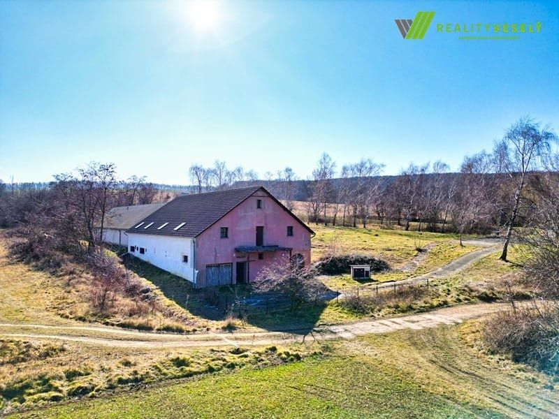 Prodej zemědělské usedlosti 750 m², pozemek 3110 m² – fotografie 2