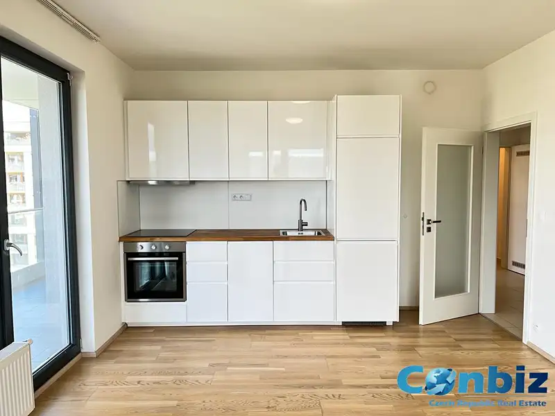 Prodej bytu 2+kk 56 m², Praha – náhled fotky 1