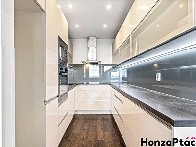 Prodej bytu 3+kk 66 m²