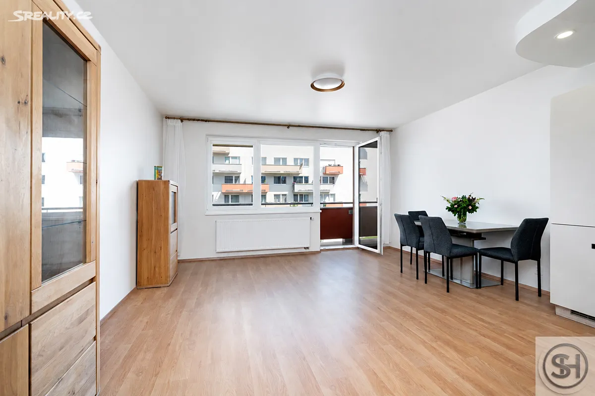Pronájem bytu 1+kk 44 m² – pohled 6