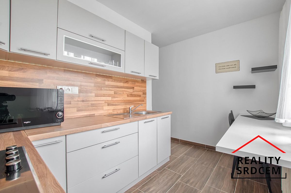 Pronájem bytu 2+1 51 m² – fotografie 2