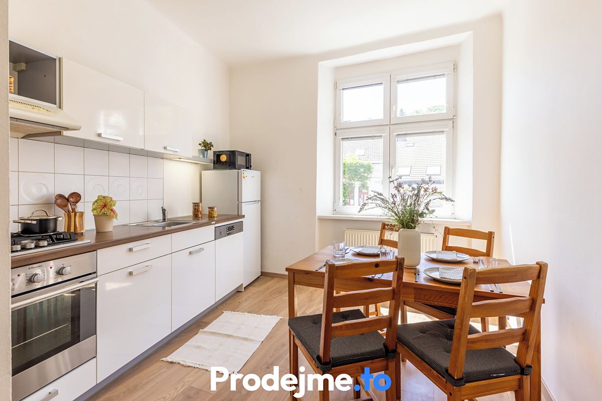 Pronájem bytu 1+1 34 m²
