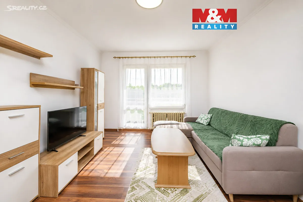 Prodej bytu 3+1 65 m², Na Trávníku