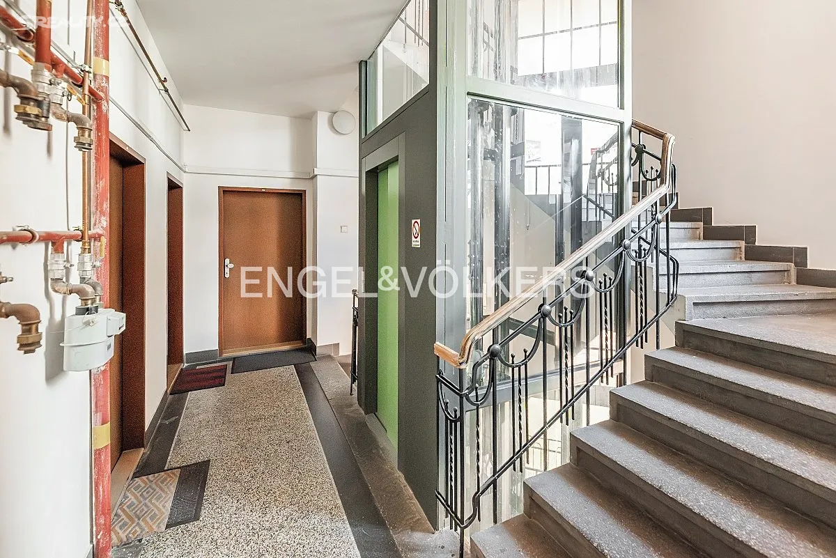 Pronájem bytu 2+kk 37 m² – další