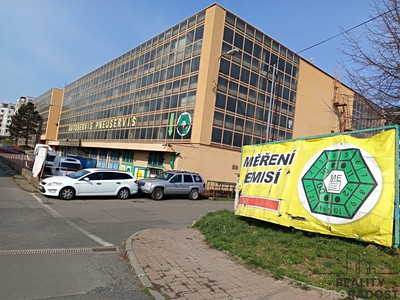 Pronájem garážového stání 18 m²