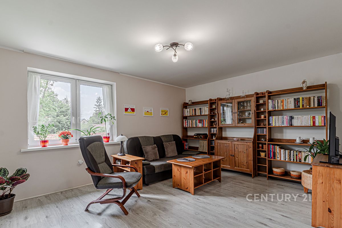 Prodej rodinného domu 180 m², pozemek 6300 m²