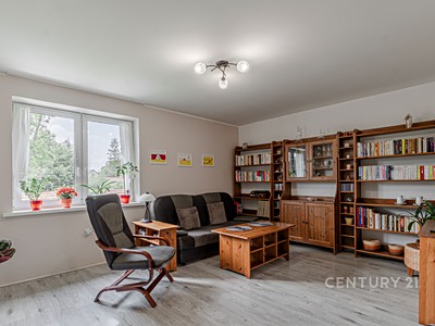 Prodej  rodinného domu 180 m², pozemek 6 300 m²