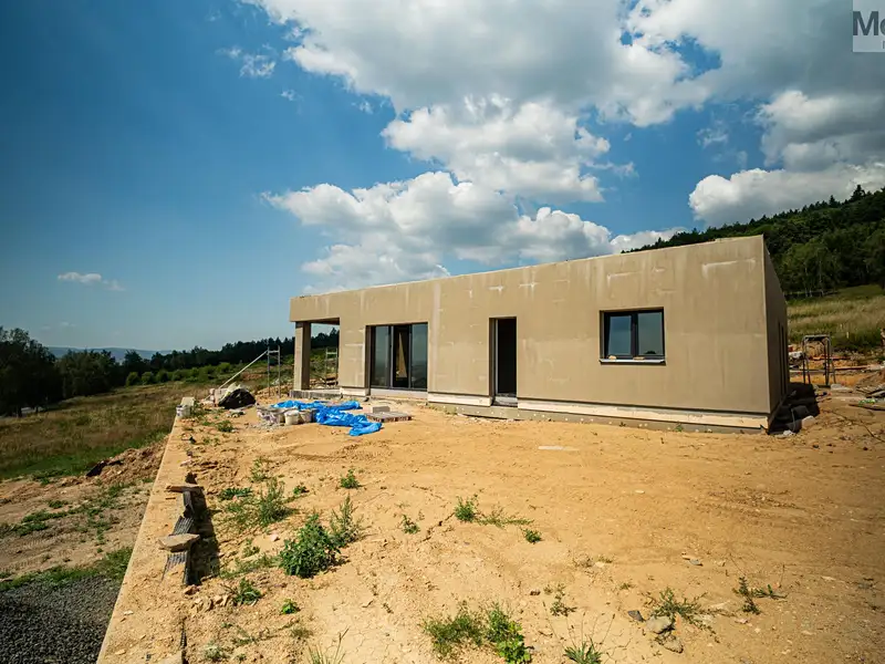 Prodej rodinného domu 171 m², pozemek 946 m², Málkov – náhled fotky 2