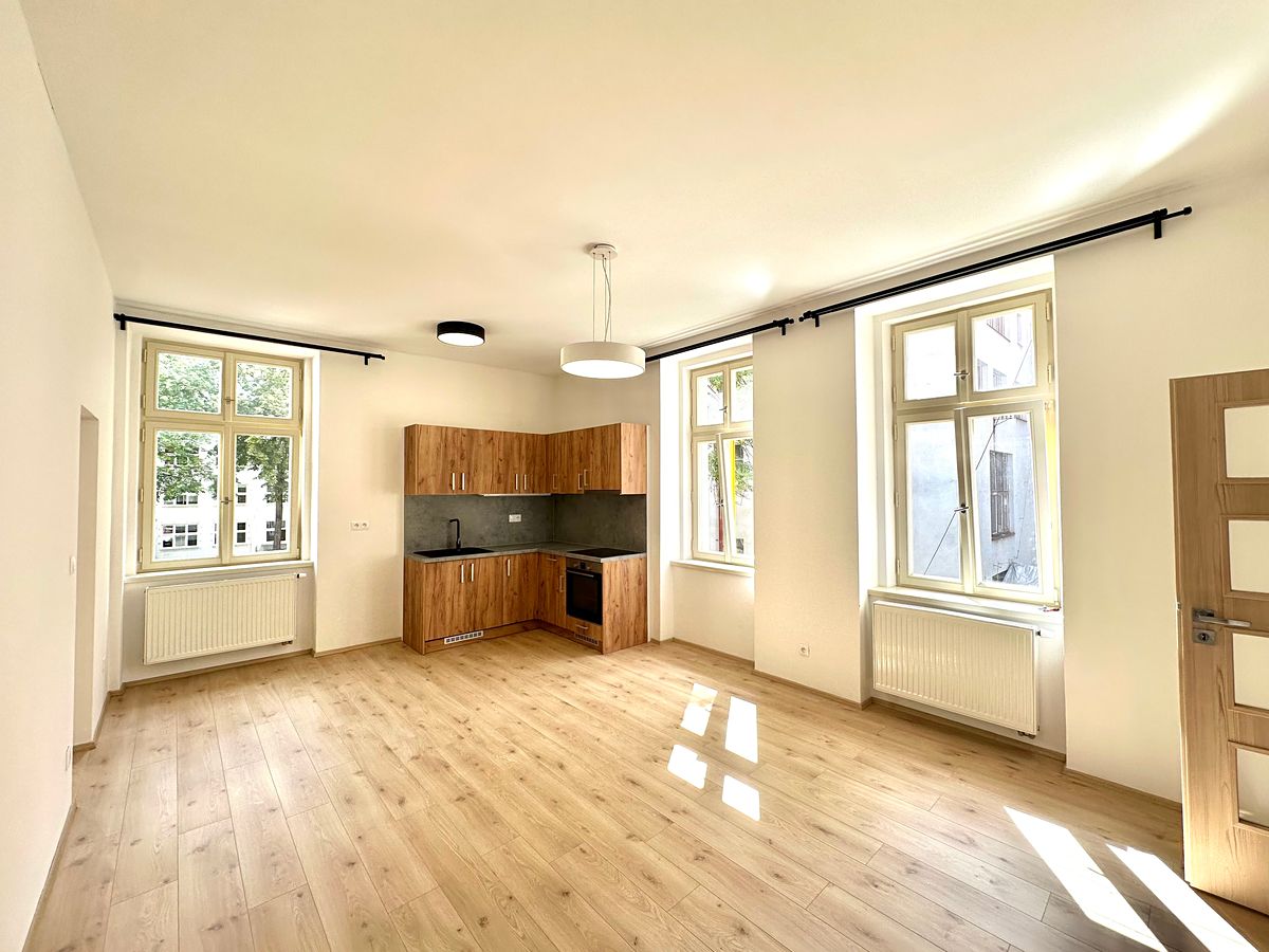 Pronájem bytu 2+kk 62 m²