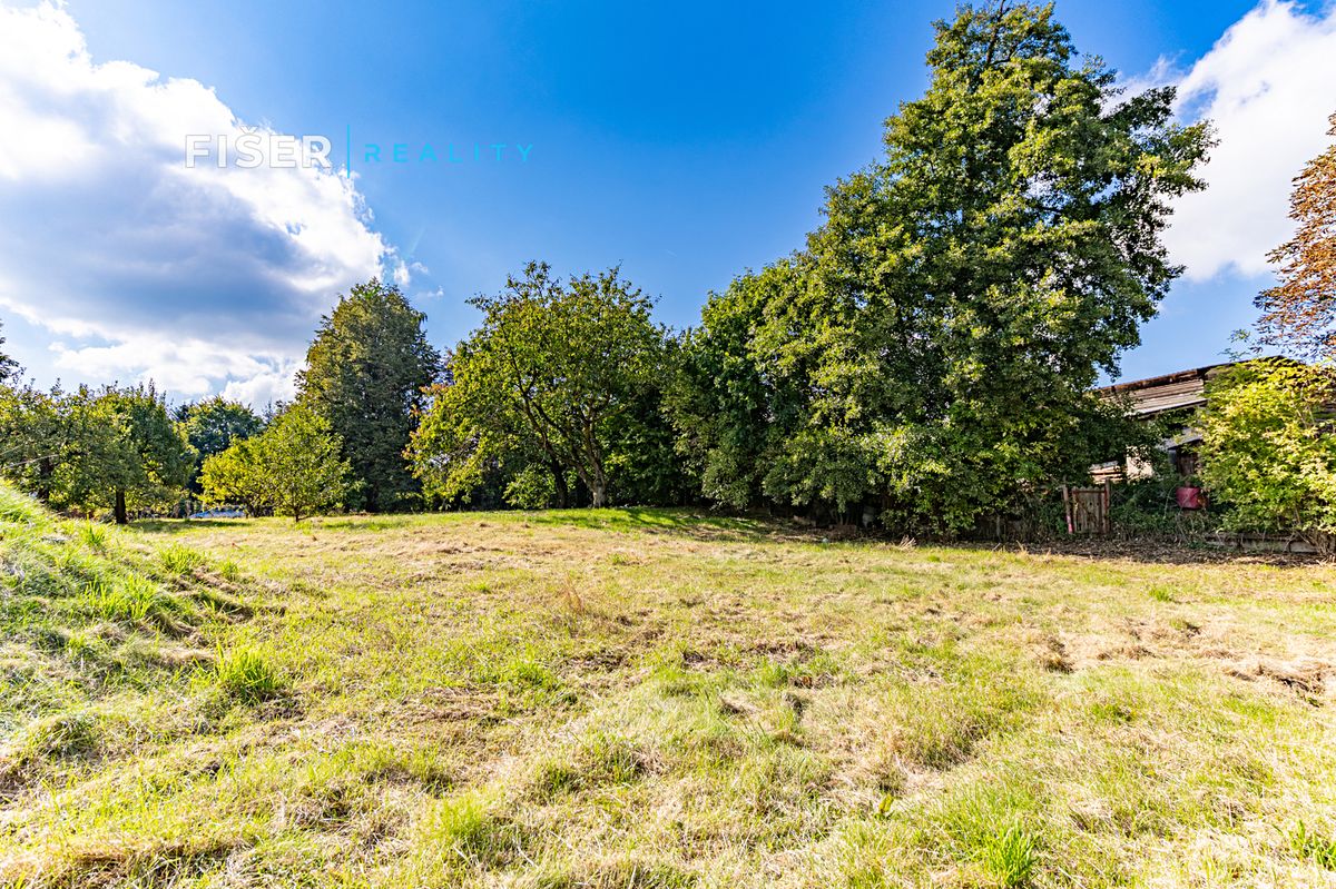 Prodej stavebního pozemku 1180 m² – fotografie 2