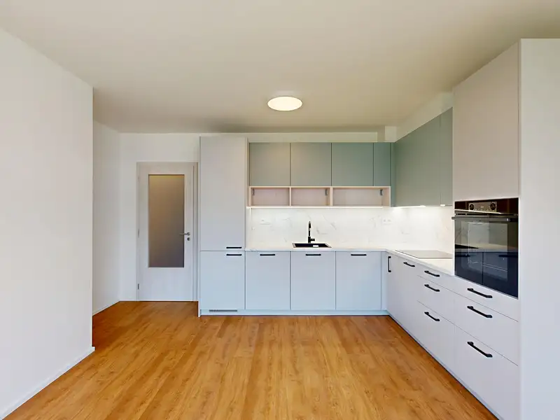 Pronájem bytu 2+kk 51 m², Praha – náhled fotky 1
