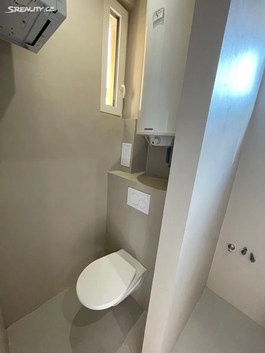 Pronájem bytu 3+kk 49 m² – pohled 4