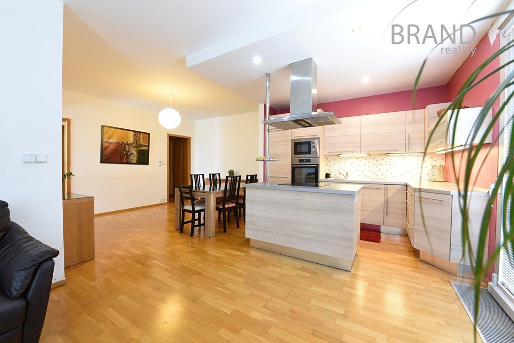 Pronájem bytu 3+kk 81 m²