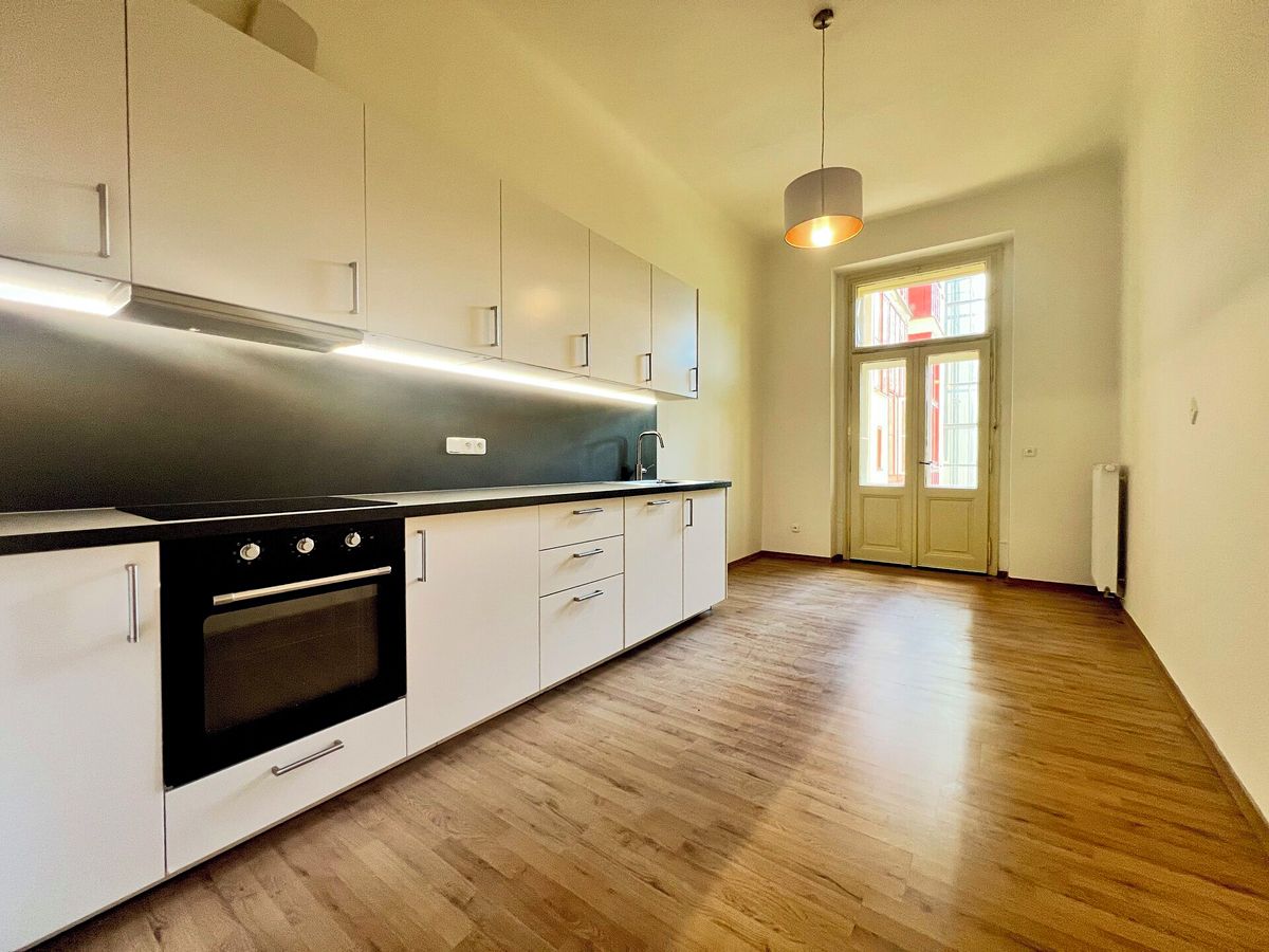 Pronájem bytu 2+1 88 m²