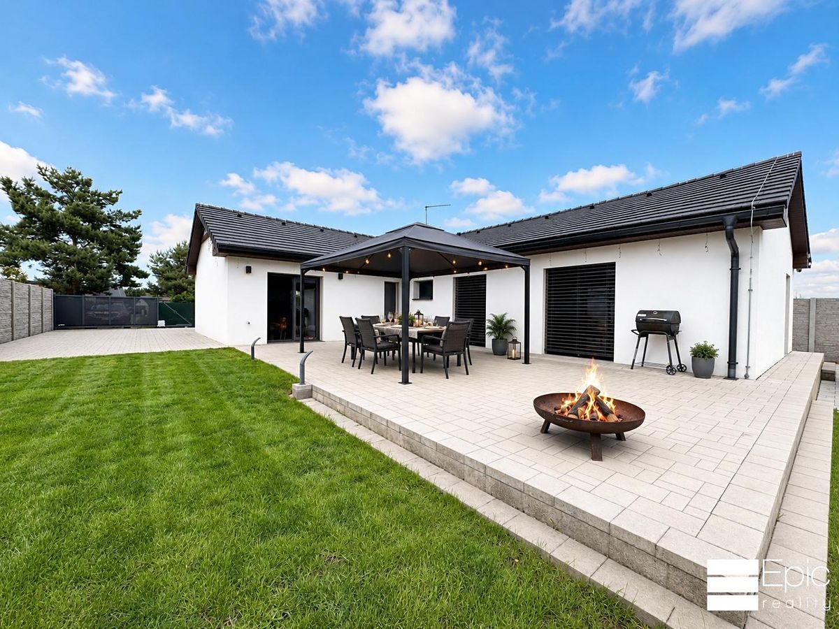 Prodej rodinného domu 116 m², pozemek 2195 m² – fotografie 2