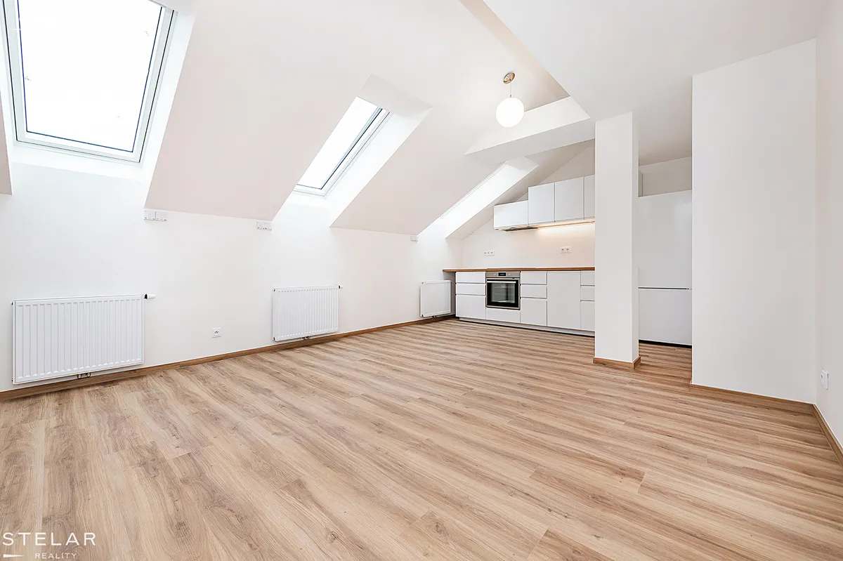 Pronájem bytu 2+kk 66 m², Praha