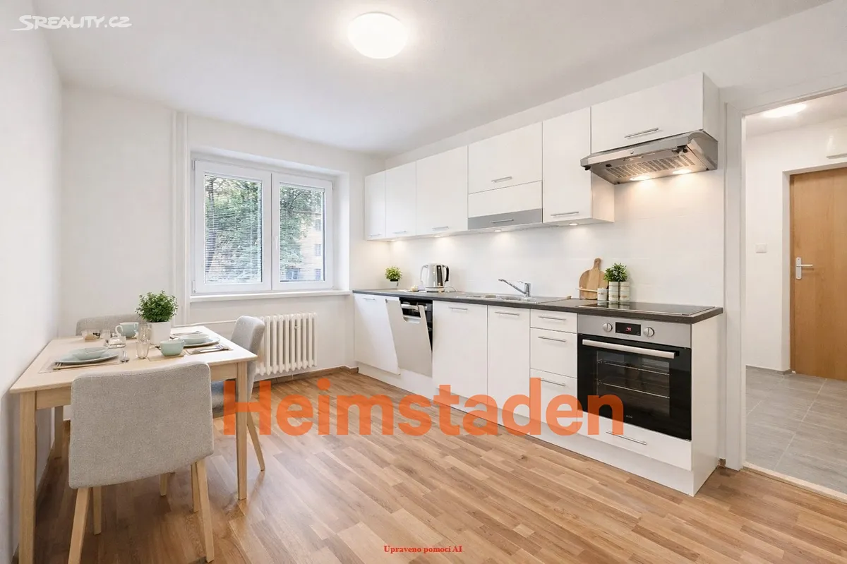 Pronájem bytu 2+1 48 m² – pohled 3